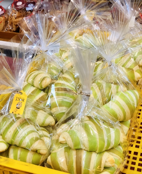 Bánh mì ngàn lớp trà xanh _ Croissant Matcha