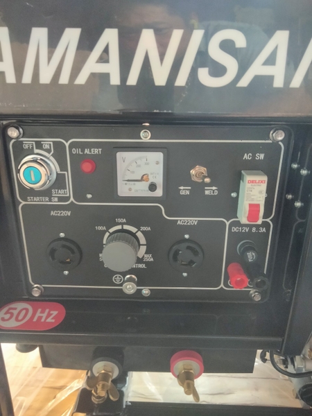 Máy phát hàn chạy dầu 4KW YAMANISAN YM8700EW