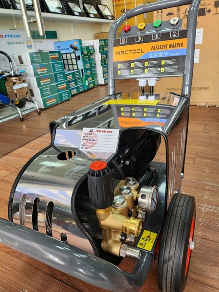 Máy rửa xe cao áp 3KW MACTOOL WJ-3S4