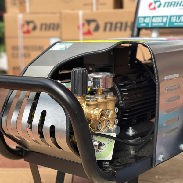 Máy rửa xe cao áp NAKAWA 4KW 2580 PSI 3 pha TX-40