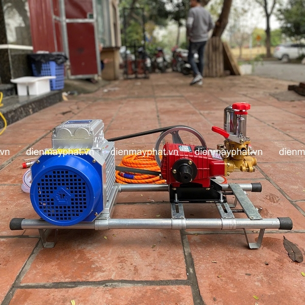 Máy rửa xe dây đai 1.5KW HA