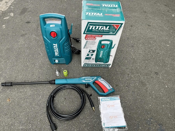 Máy phun xịt rửa áp lực cao TOTAL TGT11316 1300W