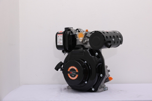 Máy nổ chạy dầu MITSUNINI 7HP MT 178F