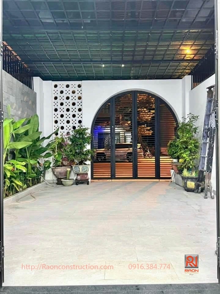CĂN HỘ NHÀ PHỐ- CÔ NGA