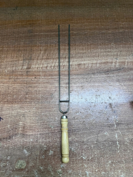 Xiên nướng thịt hình chữ U
