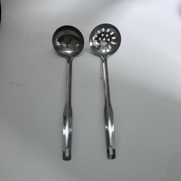 Muôi canh và muôi lỗ Inox
