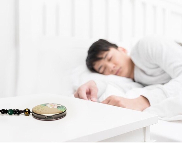 Máy niệm Phật nghe pháp tụng kinh loa bluetooth QA801 tí hon 18 bài Tiếng Hoa cao cấp có khe gắn thẻ