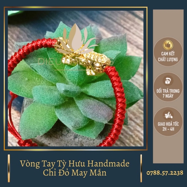 Vòng tay Tỳ hưu vàng si handmade chỉ đỏ phong thuỷ dây sáp