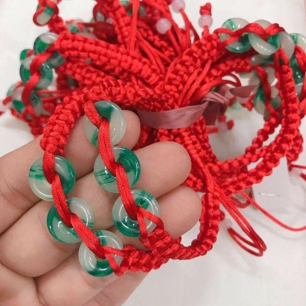 Vòng Tay Chỉ Đỏ Đồng Điếu May Mắn Lắc Tay Đồng Điếu - Diệu Âm Lotus