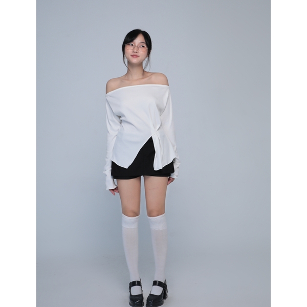 Molni, Áo thun trễ vai tay dài form rộng, WT0101