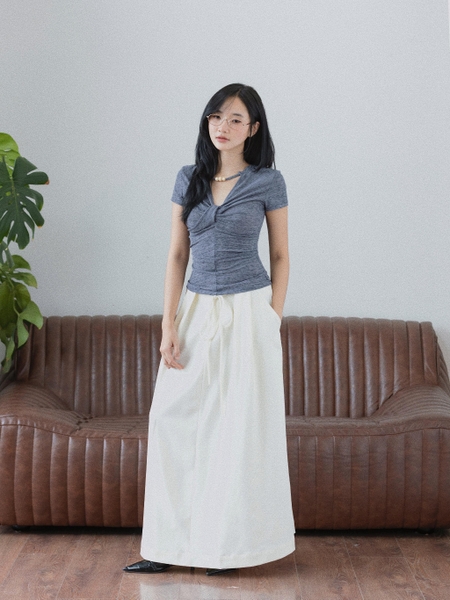 Seleen, Áo thun co dãn kiểu cổ chữ V chi tiết xâu chuỗi, WT0162