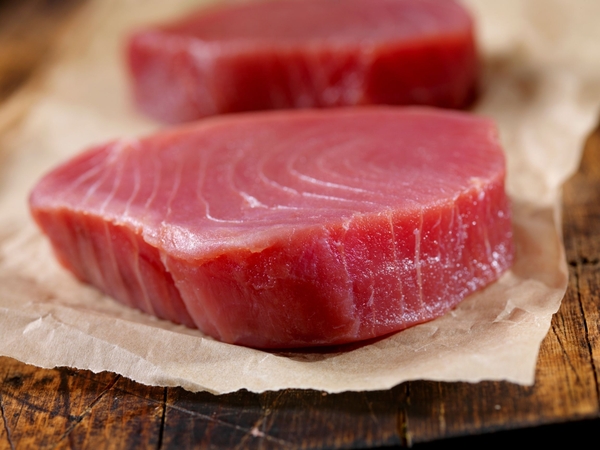 TUNA STEAK
