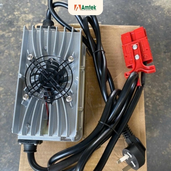 Sạc Điện 24V – 25A Cho Máy Chà Sàn Ngồi Lái