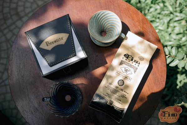 KHÁM PHÁ BÍ MẬT CỦA V60 - PHƯƠNG PHÁP PHA CÀ PHÊ CHUYÊN NGHIỆP VÀ ĐẦY TINH TẾ