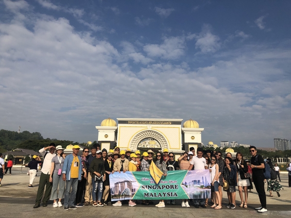 Video và Hình ảnh thực tế cảm nhận Tour Singapore - Malaysia Khởi hành 2023