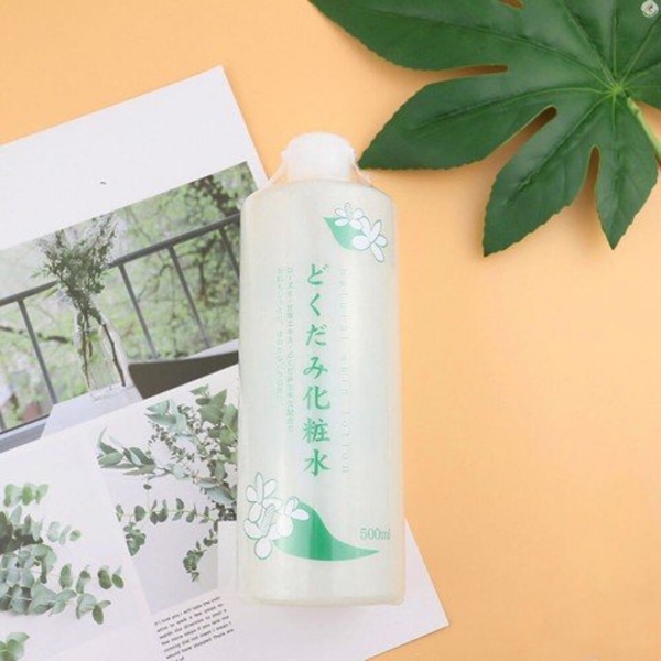 Nước Hoa Hồng Trị Mụn Chiết Xuất Diếp Cá Dokudami Natural Skin Lotion 500ml Nhật