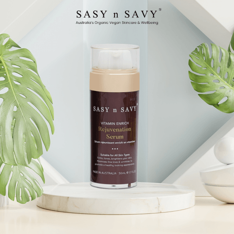 TINH CHẤT DƯỠNG DA TRẺ HÓA THUẦN CHAY HỮU CƠ SASY N SAVY VITAMIN ENRICH REJUVENATION SERUM 50ML