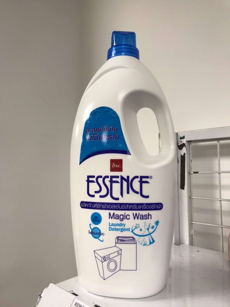 Nước giặt ESSENCE 1800ml Máy Giặt