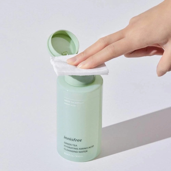 TẨY TRANG INNISFREE GREEN TEA HYDRATING AMINO ACID CLEANSING WATER 300ML
