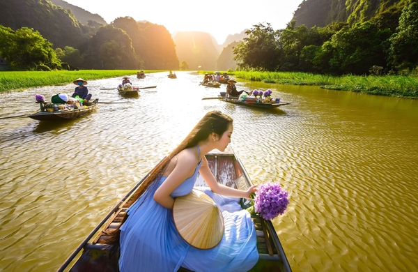 HÀ  NỘI _ NINH  BÌNH  ( DAY  TOUR  )