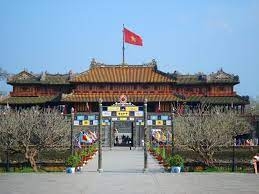ĐÀ  NẴNG _ CỐ  ĐÔ  HUẾ