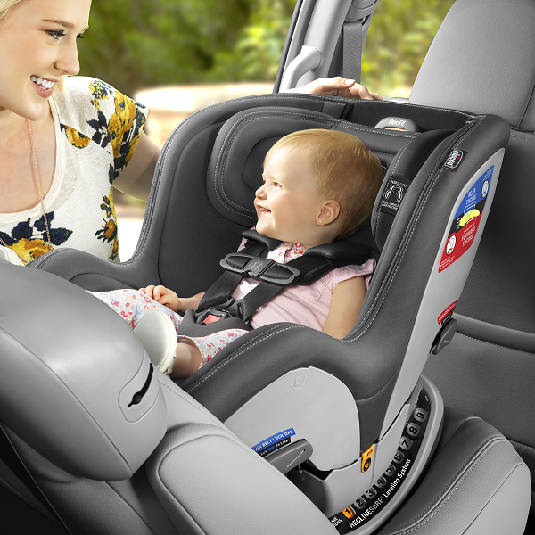Dòng ghế ô tô Chicco NextFit dễ vệ sinh cho mẹ sự thảnh thơi