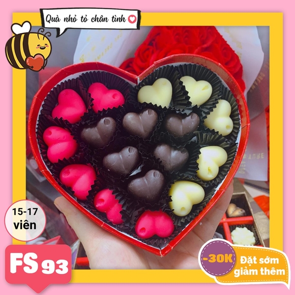 Hộp Socola Valentine trái tim 15-17 viên không ngăn FS93