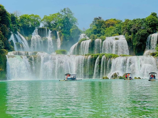 Cao Bằng - Pác Bó - Thác Bản Giốc 2 ngày 2 đêm (Khách sạn 3*) | Vietland  Tour