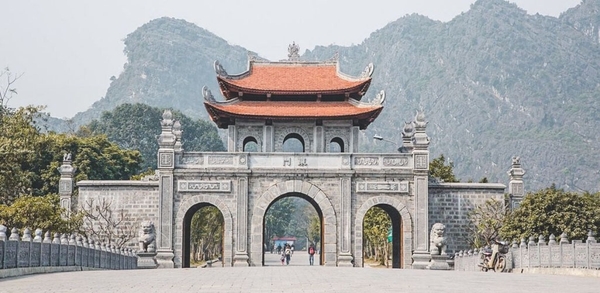 Hoa Lư - Tam Cốc - Hang Múa - Bái Đính - Tràng An 2N1D