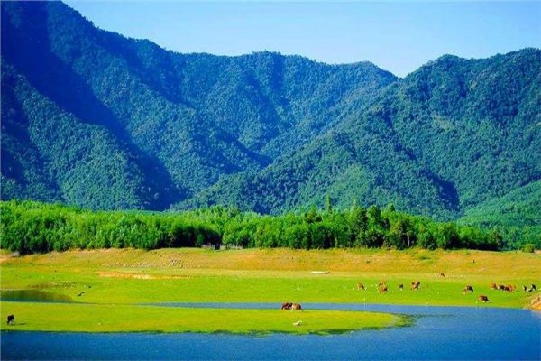 KHÁM PHÁ LÀNG MÔNG CỔ TANYOLI ( Ưu Đãi Giảm Ngay 20%)