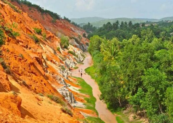 NHA TRANG - MŨI NÉ ( Tour Tham Quan Trong Ngày )