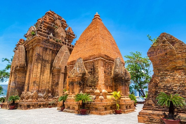 TOUR 3 NGÀY 2 ĐÊM - KHÁM PHÁ TP BIỂN NHA TRANG ( Giảm Ngay 20% , Hành Trình Hấp Dẫn Khám Phá Vinpearl Nha Trang -  Hang Rái Vườn Nho )