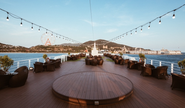 DU THUYỀN KHÁM PHÁ VỊNH NHA TRANG