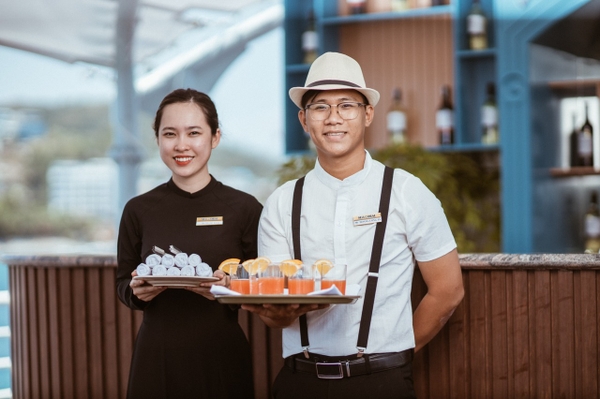 DU THUYỀN KHÁM PHÁ VỊNH NHA TRANG