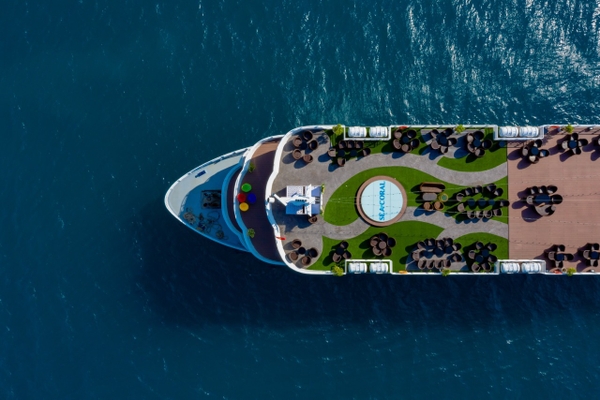 DU THUYỀN KHÁM PHÁ VỊNH NHA TRANG