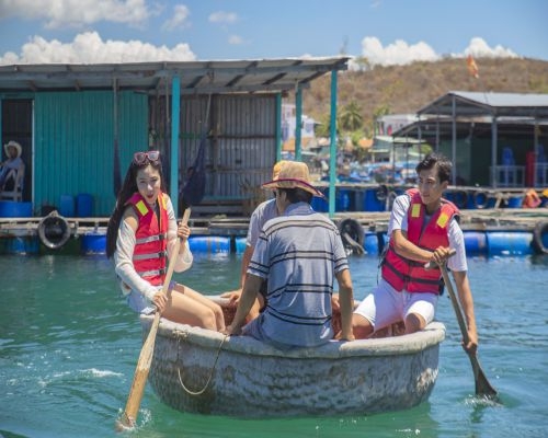 DU THUYỀN EMPEROR CRUISES - HÀNH TRÌNH KHÁM PHÁ VỊNH NHA TRANG (DAY CRUISE)