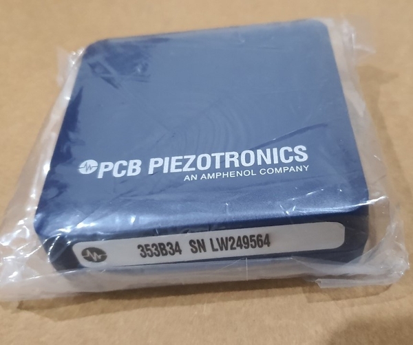 Cảm Biến Gia Tốc Kế PCB 353B34
