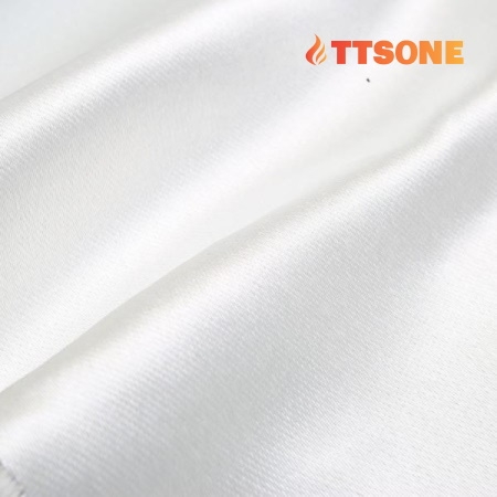 Vải Thuỷ Tinh 0.6mm Chống Mài Mòn Dùng Cho Thuyền