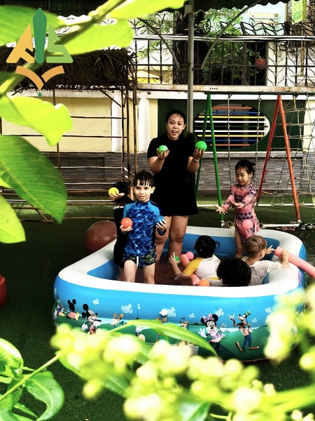 Throw it, pass it, kick it, smash it, and splash it!