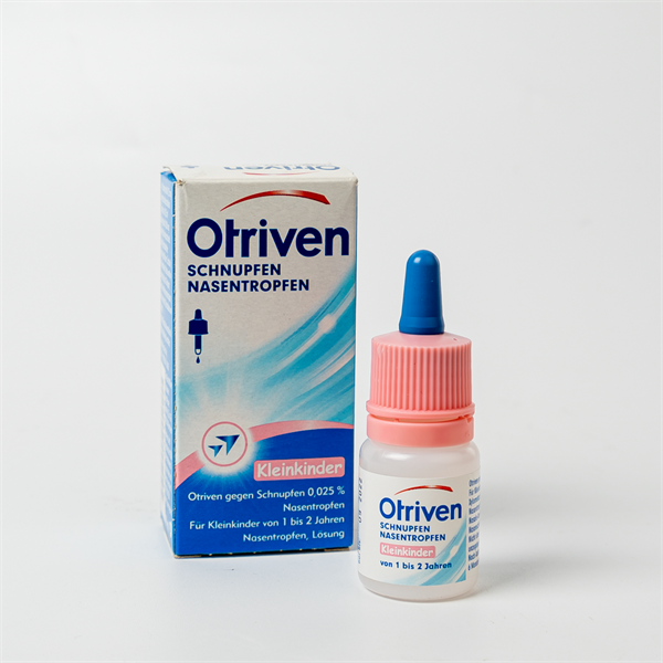 Cách sử dụng thuốc Otriven 0,025 cho bé sơ sinh và trẻ dưới 2 tuổi là gì? Có những lưu ý gì khi sử dụng?