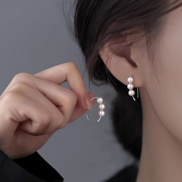 Đôi hoa tai đẹp, giá rẻ cho bạn nữ