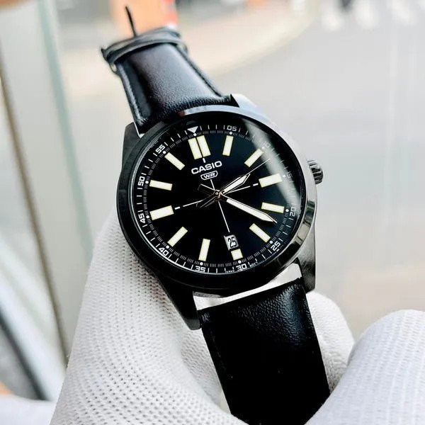 Casio MTP-VD02BL-1E Orologio Uomo Analogico Quarzo - Quadrante Nero, Cassa Acciaio 41mm, Cinturino In Pelle, Datario, Impermeabile 30m - 4