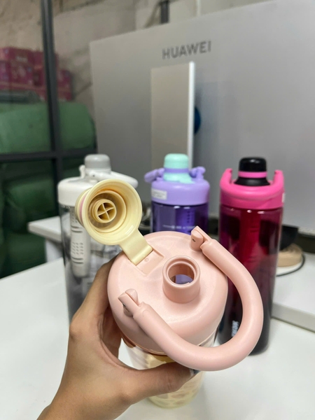 Bình nước Nhựa Có Lõi Lọc - In Logo Theo Yêu Cầu