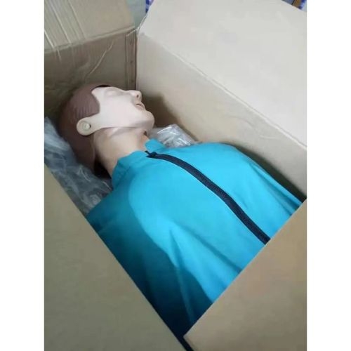 mo-hinh-hoi-suc-tim-phoi-ban-than-co-den-bao-cpr-hh-620f