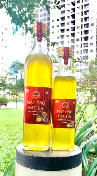 MẬT ONG BẠC HÀ 500ML
