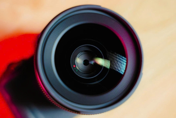 Ống kính Sigma 17-40mm F1.8