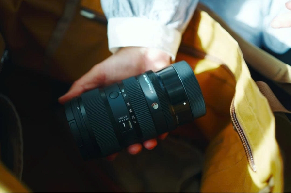 Ống kính Sigma 17-40mm F1.8