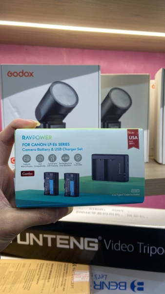 Bộ Pin Sạc Đôi Ravpower