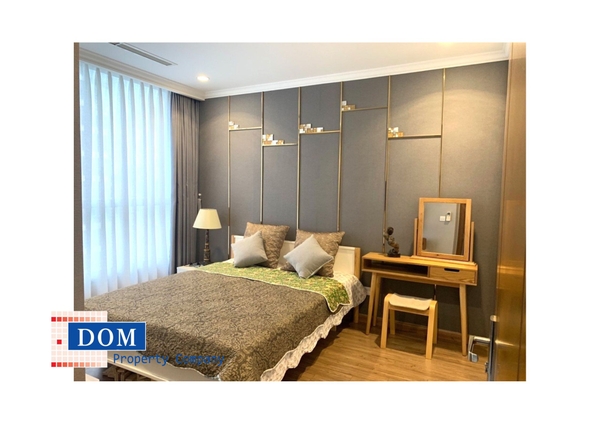 Căn hộ Vinhomes Central Park L1 - 37