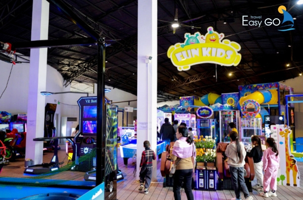 4D Galaxy - Tổ hợp giải trí trong nhà với nhiều trò chơi hấp dẫn tại Mộc Châu Island